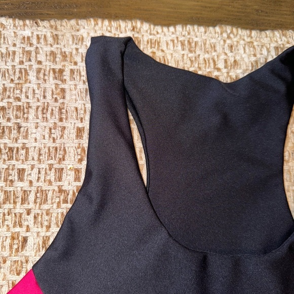 BECCA Black Pink Coral Color Block High Neck Swim Top Tank Size M - Picture 3 of 5